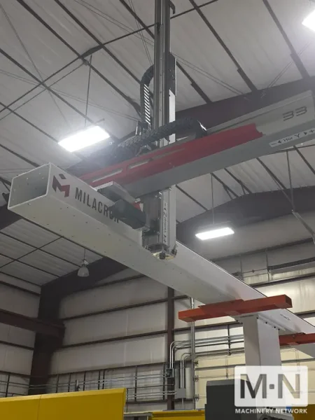 500 TON 31.3 OZ MILACRON MODEL ALPHA S500IA-890G ROBOSHOT INJECTION MOLDING MACHINE  MFG 2020 NEVER USED