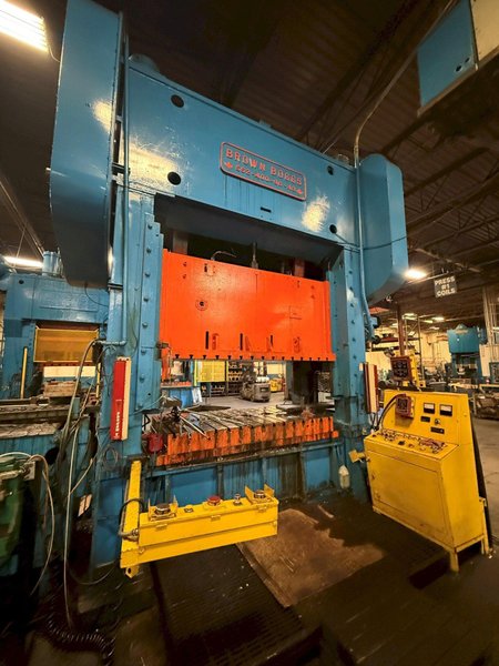 400-ton Brown Boggs Straight Side Mechanical Press For Sale Model SS2-400-96-48, Year 1985