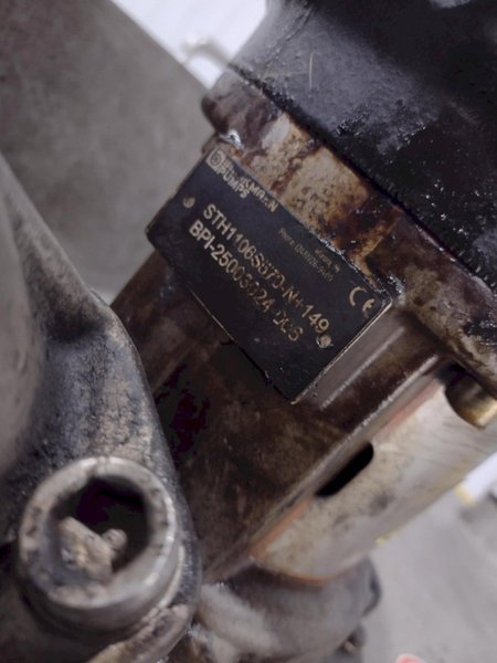 CRYSTAL FILTRATION CONTINUOUS FILTER COOLANT SYSTEM, WITH DRAG-OUT CONVEYOR : YOBRO #25069