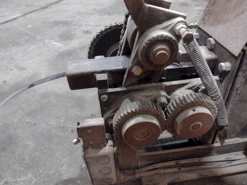 1.25&quot; BAND-ADE MODEL #150 BANDING SCRAP CHOPPER: STOCK #19795