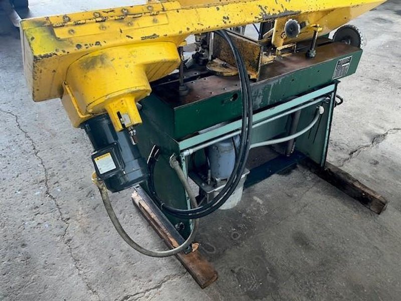 9" x 18"  W.F. Wells Band, Horizontal Band Saw STOCK # 3748