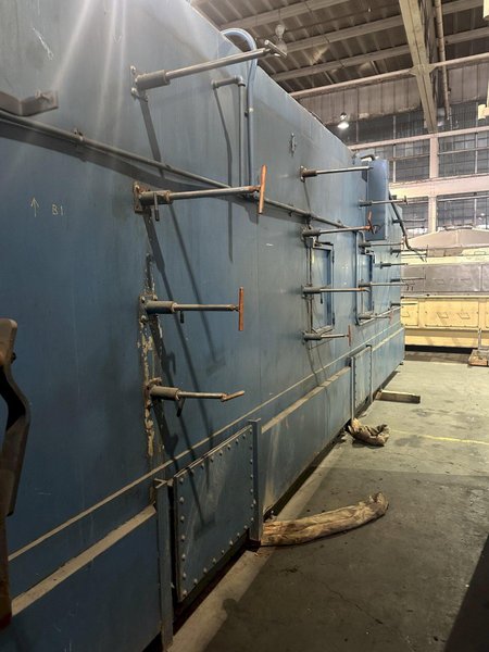24&quot; X 50&quot; DUNNAGE WASH SYSTEMS 3-STAGE STAINLESS STEEL PASS THRU CONVEYOR TOTE / PALLET WASHER: STOCK #14892