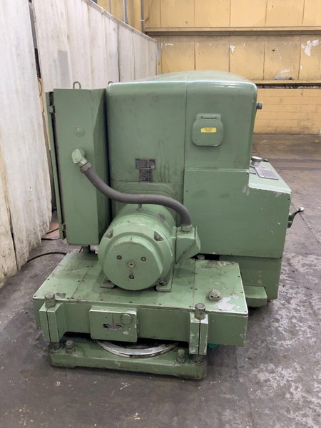 24" X 192" MONARCH MODEL 2516 SERIES 80 ENGINE LATHE: STOCK #81440