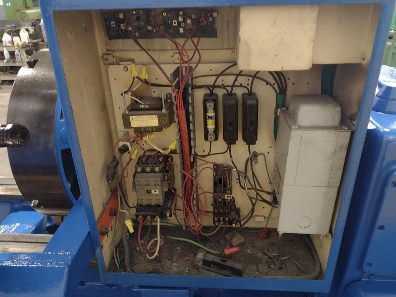 25&quot; x 120&quot; TOS MODEL #SN63B GAP BED ENGINE LATHE W/ 3&quot; HOLE: STOCK 13650