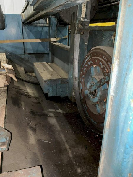 25" x 36" HEM MODEL #V200A TILT FRAME VERTICAL BAND SAW W/ AUTOMATIC FEED TABLE : YOBRO #25400