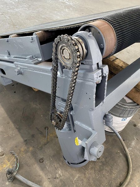 32&quot; WIDE  X 72&quot; LONG POWERED INFEED/OUTFEED CONVEYOR. STOCK # 0950922