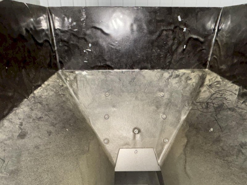 3 CU FT SIGMA SYNTRON FMC MODEL #VPF305 HOPPER &amp; BOWL FEEDER: STOCK #23083