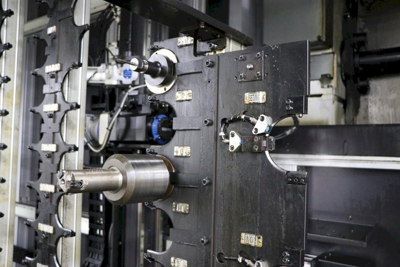 Okuma MB-8000H CNC Horizontal Machining Center, 2021 – Through Spindle Coolant; Chip Conveyor