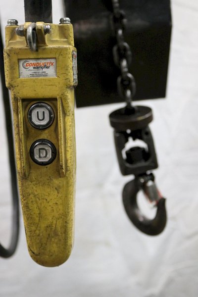 1/4 TON BUDGIT ELECTRIC CHAIN HOIST : STOCK #11989