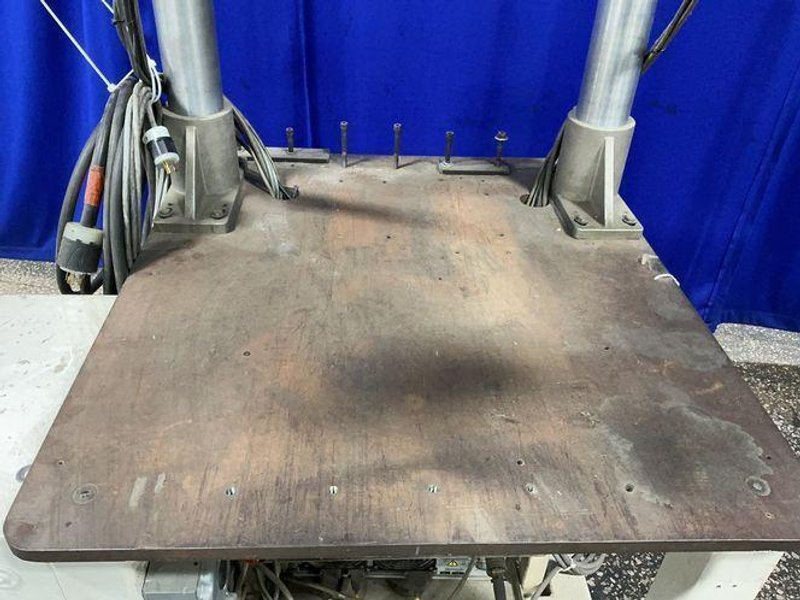 BRANSON 23” X 32” 2 HEAD ULTRASONIC WELDER