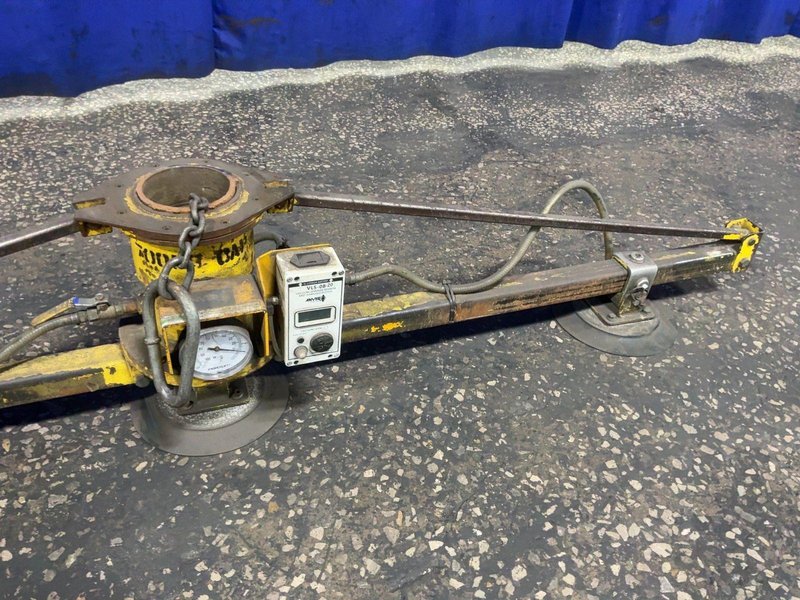 ANVER 700 LBS VACUUM SHEET LIFTER