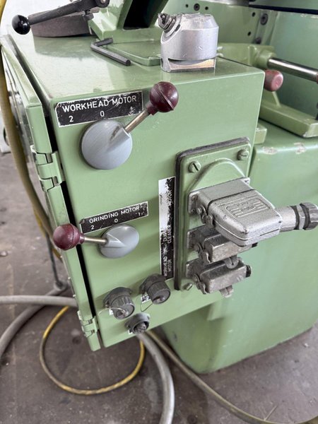JUNGNER MASKIN US 2305 UNIVERSAL TOOL AND CUTTER GRINDER. STOCK # 0449625.