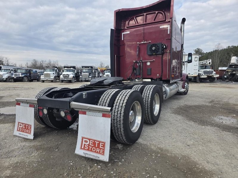 2022 Peterbilt 567 804180