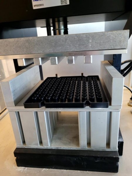 Convectium (Comoso VAS01316) 710 Captain Capping Machine, 2020