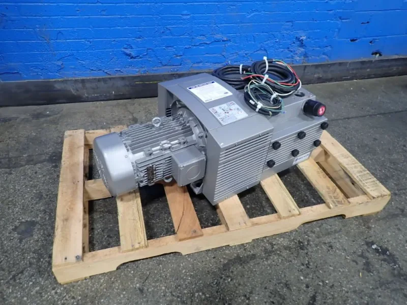 BECKER 98/112 M^3/H VACUUM PUMP  -  KVT 3.100