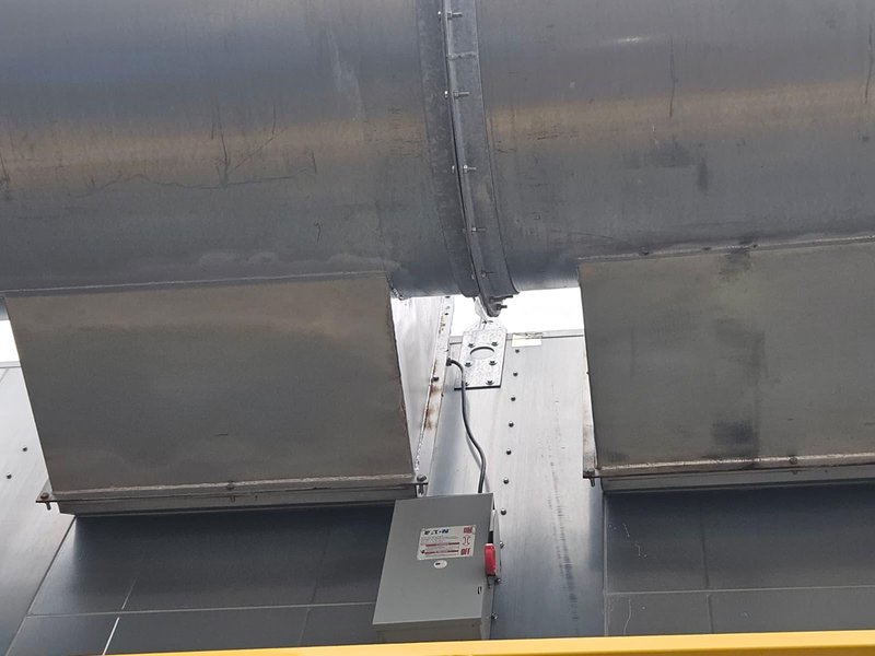 Nederman LBR-C SmartFilter Industrial Baghouse Dust Collector, 2023 – IIoT Controls, Reverse-Air Cleaning &amp; Chain Conveyor