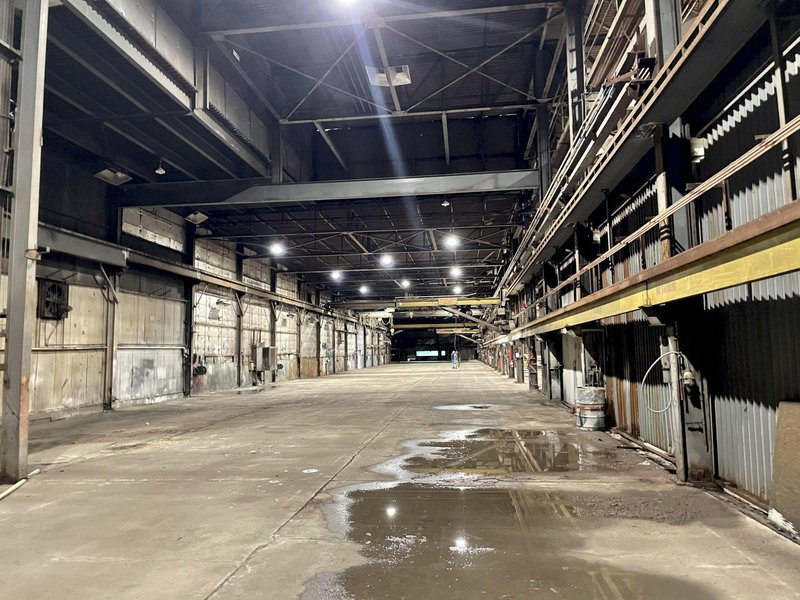 3 TON X 10' SHEPARD-NILES WALL MOUNTED POWERED GANTRY CRANE: STOCK 18478