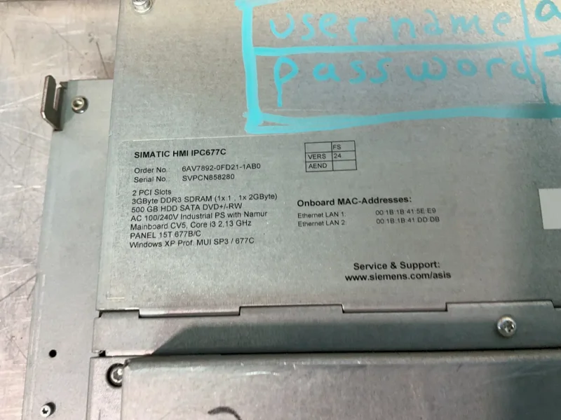 SIEMENS SIMATIC HMI IPC677C  -  6AV7892-0FD21-1AB0