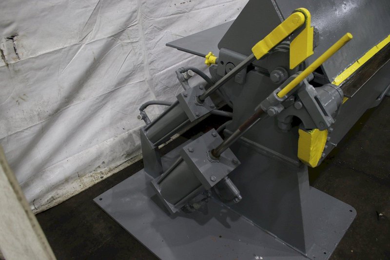 8' X 12 GA DRIES &amp; KRUMP APRON BRAKE WITH AIR ASSIST: STOCK #76393