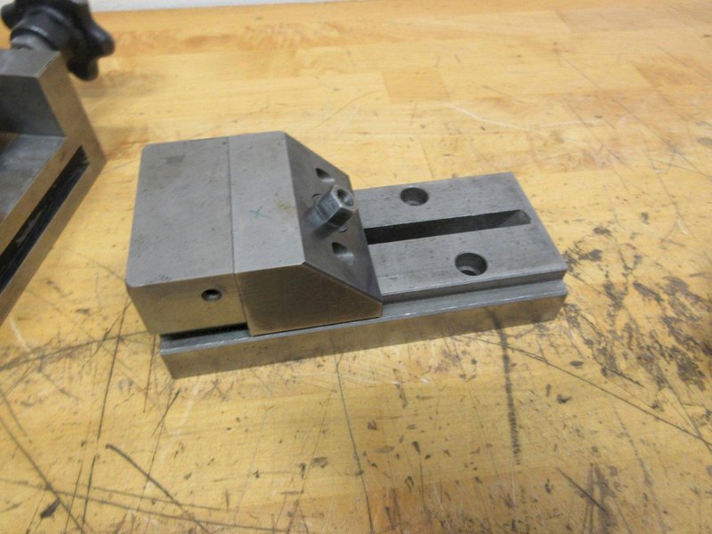 Tool Makers Precision Vises 3", 2.5", 2625" Widths, and 2.75" x 2.5" x 1.75" Vee Block- Auction Item