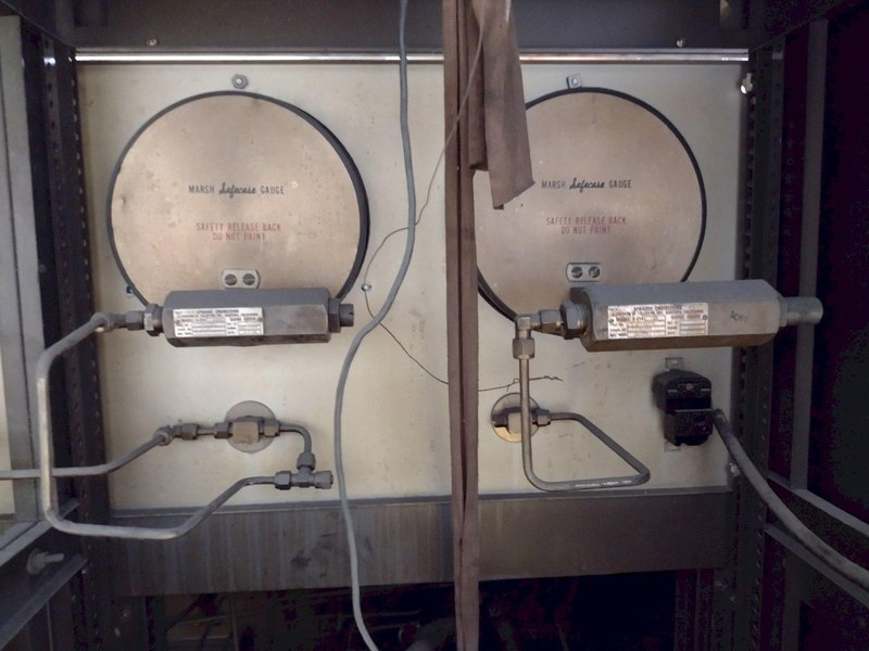 THOMPSON HYDRAULIC CYLINDER / PUMP TEST BENCH SYSTEM: STOCK #16585