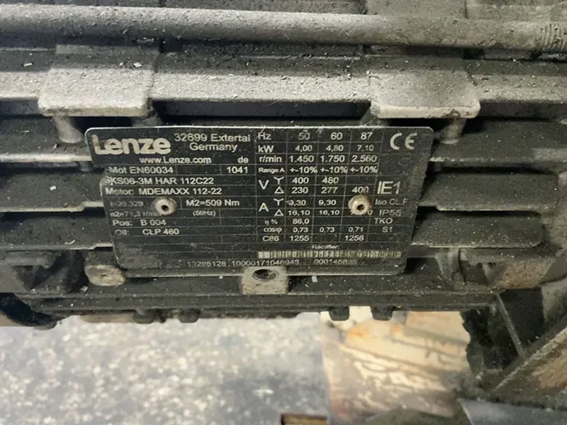 BEHRINGER 30” HORIZONTAL BAND SAW   -  HBP310/403GA