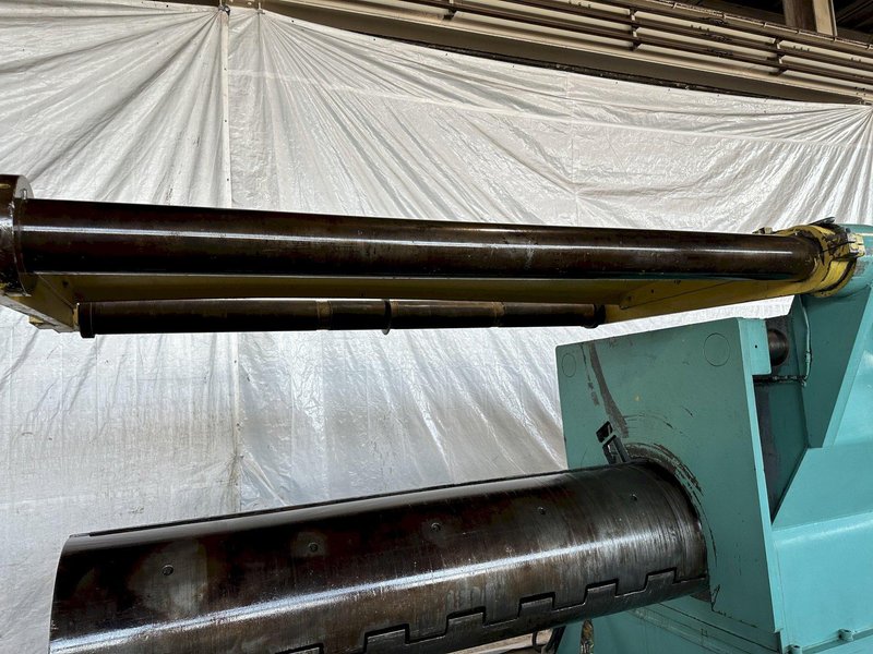 80,000 LB X 84" YODER RECOILER. STOCK # 0851123