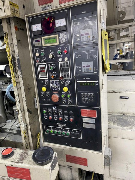 1500 TON AIDA KNUCKLE JOINT PRESS, MODEL PK-1500