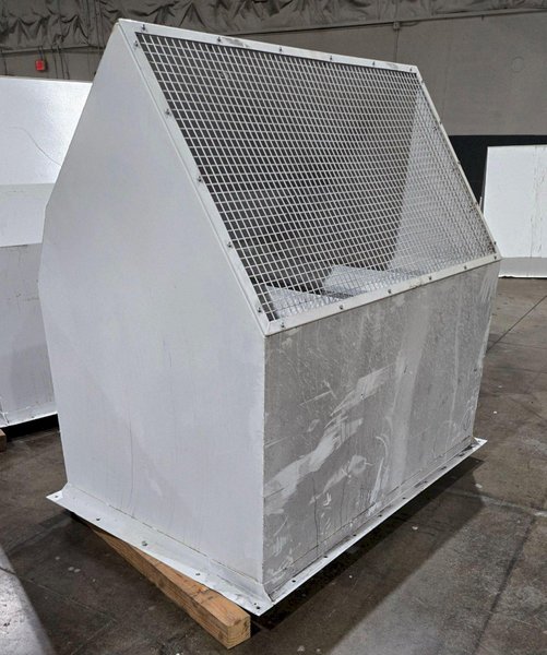 ROBOVENT NICE FILTERED EXHAUST SYSTEM WELDING/FUMES/DUST USED