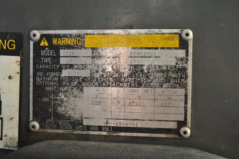 4700 LB Caterpillar LP Forklift