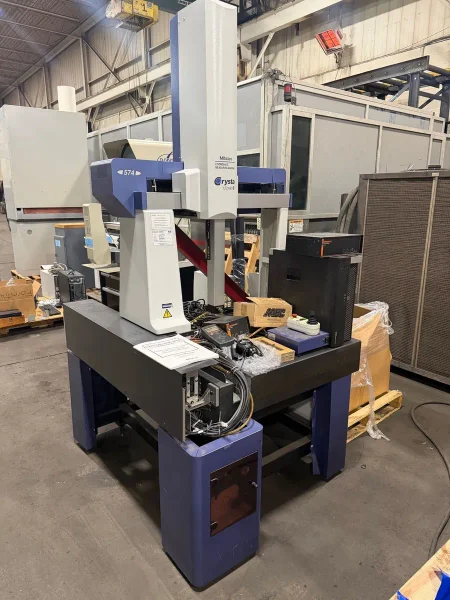USED MITUTOYO CRYSTA-APEX C574 20" X 28" CMM
