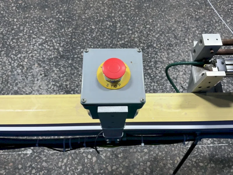 DORNER 4”X250”, 3/8 HP 3200 SERIES FLAT BELT CONVEYOR WITH LUBRICATORS ASSEMBLY  -  320M042100D1301