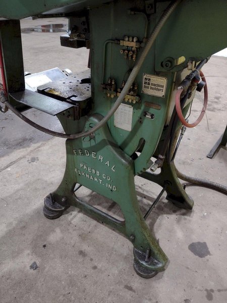 32 TON FEDERAL OBI STAMPING PUNCH PRESS, 2.5&quot; STROKE: STOCK #18264