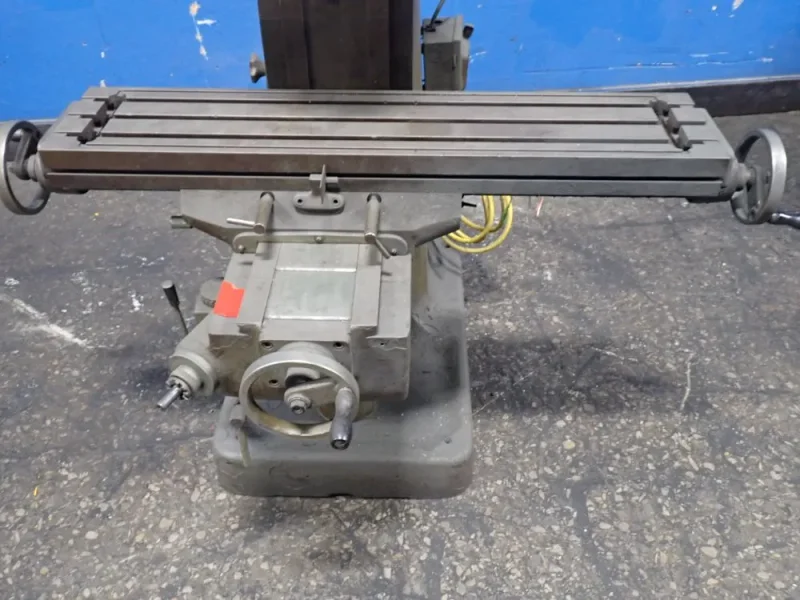 EXACTO 42"X 9" TABLE VERTICAL TURRET MILL  -  942 B