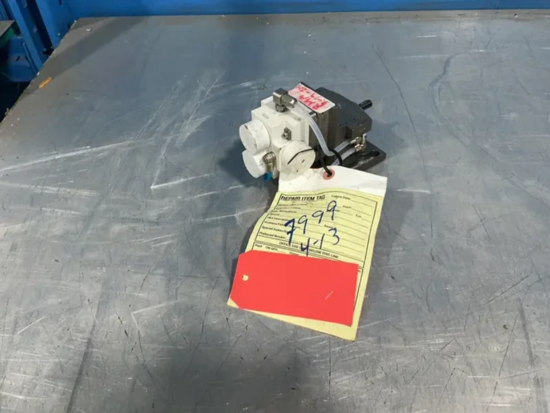 ABB GEAR PUMP  -  3HNM07573-1