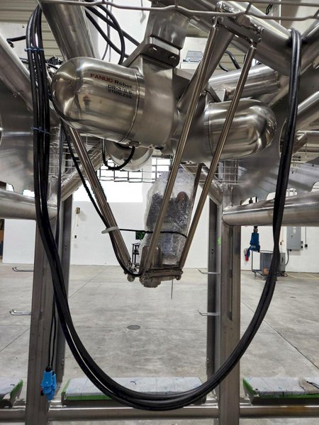 FANUC DR‑3iB/6 Stainless Washdown Delta Robots w/R-30iB+ Mate Control, 2023 – QTY 6 Slave Bundles for Food‑Grade Pick and Place