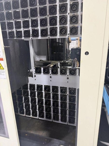 MAKINO CNC HMC  -  A81NX