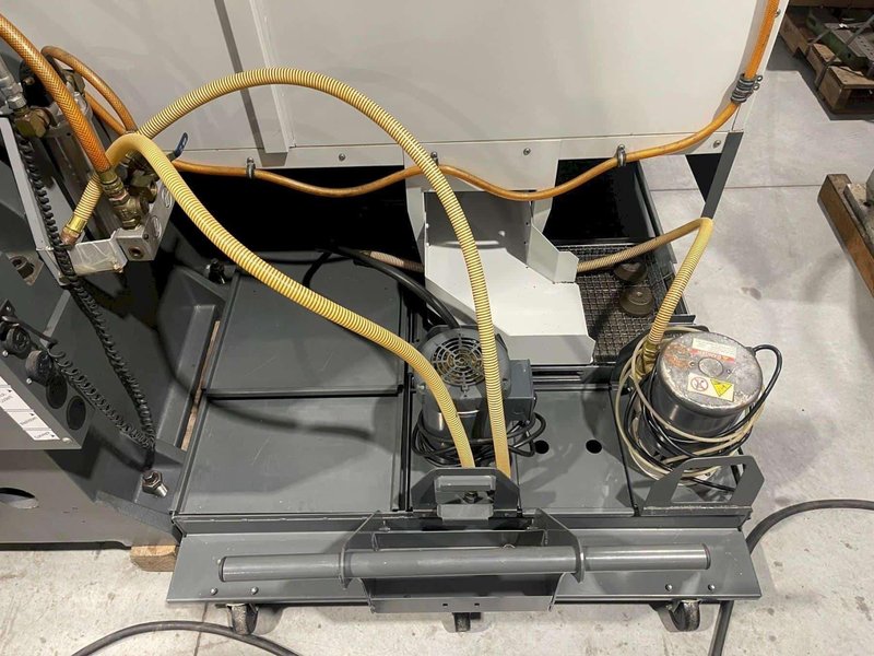 Haas VM-6 CNC Vertical Machining Center – Mill