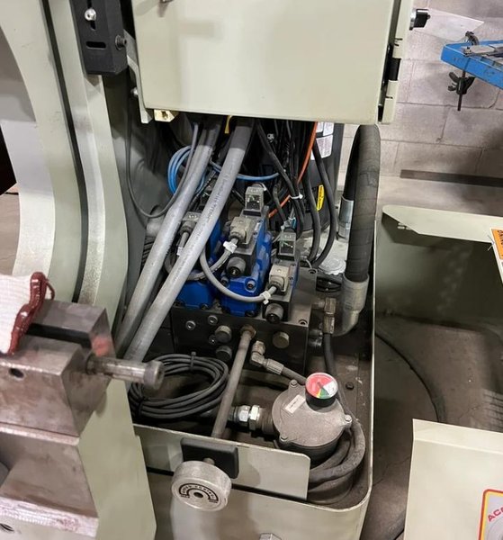 2009 Accurpress 71008 CNC Hydraulic Press Brake (#5815)