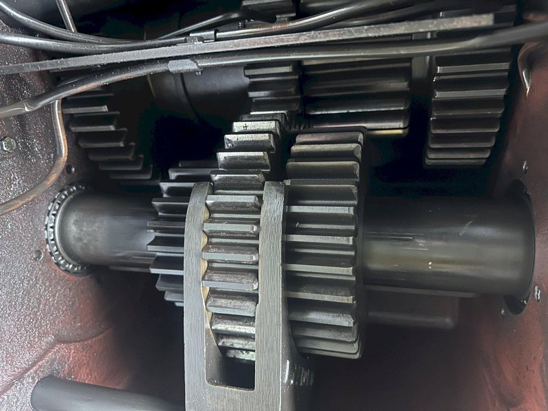 3-1/2&quot; MEECO MODEL HD2 2-ROLL ROTARY BAR STRAIGHTENER: STOCK #10457