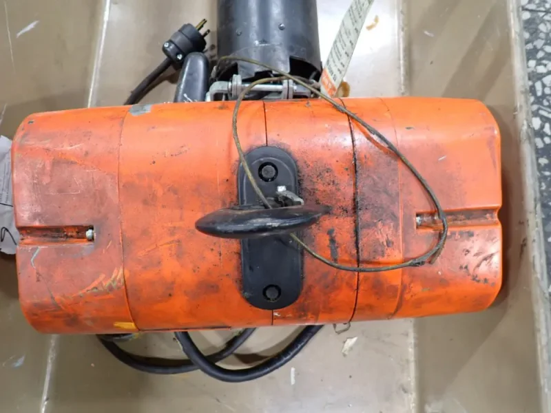 CM 1/2 TON HOIST  -  WF