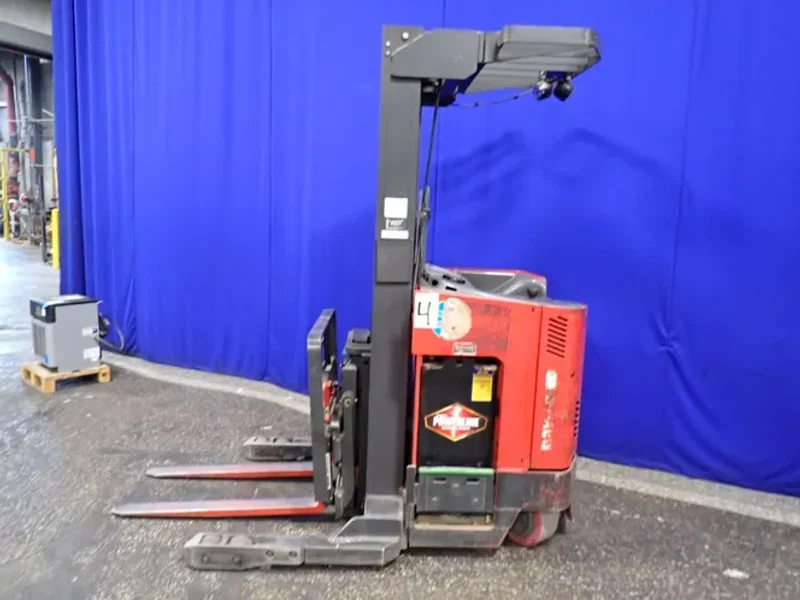 Raymond 3000 Lbs Electric Stand Up Fork Lift - Easi R30tt