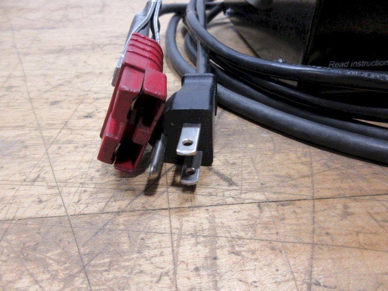 Quick Charge Corp, QP2410 Portable Battery Charger, 24 Volt 10 Amp - Auction Item