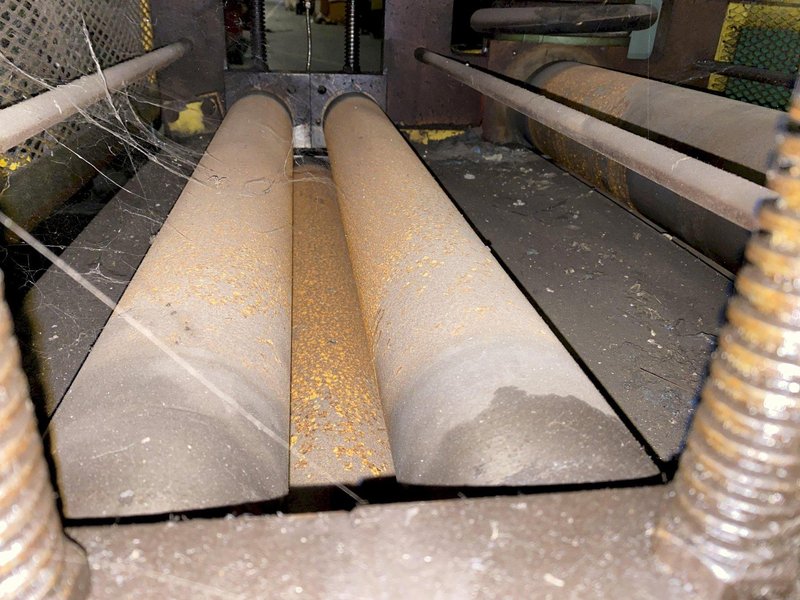 36" ASC POWERED COIL STRAIGNTENER. STOCK # 0733422