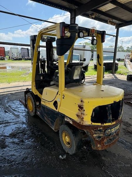 Hyster H70FT 7,000 lb LPG Cushion/Pneumatic Forklift, 2020 – Triple Mast, Side Shift (1)
