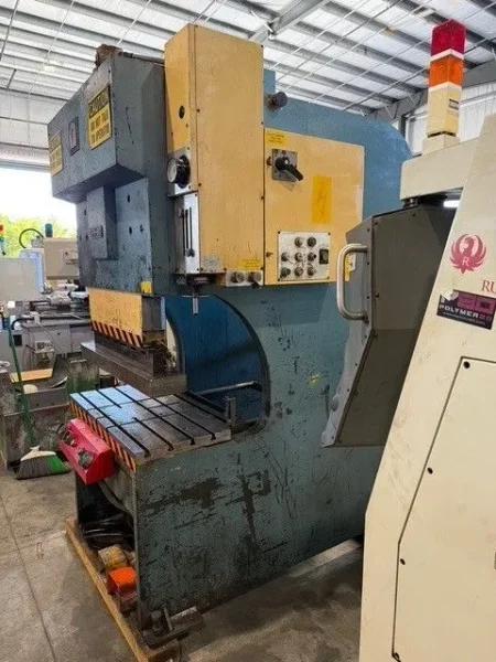 AMADA SPH-60 66 Ton Brake Punch 1983’ #7906