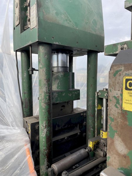 150 TON WHITNEY MODEL #765 HYDRAULIC SHEAR FOR ANGLE, FLATS, AND CHANNEL: STOCK #20760