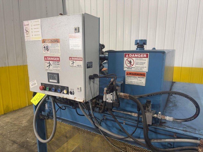 48" x 60" x 30" SUMMIT MODEL #F7-4P HORIZONTAL HYDRAULIC BALER, WITH AUTO TIPPER: YOBRO #24616