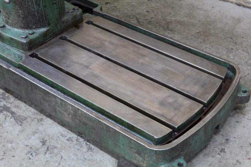 3&#039; X 9&#039; CINCINNATI BICKFORD RADIAL DRILL; STOCK #72420