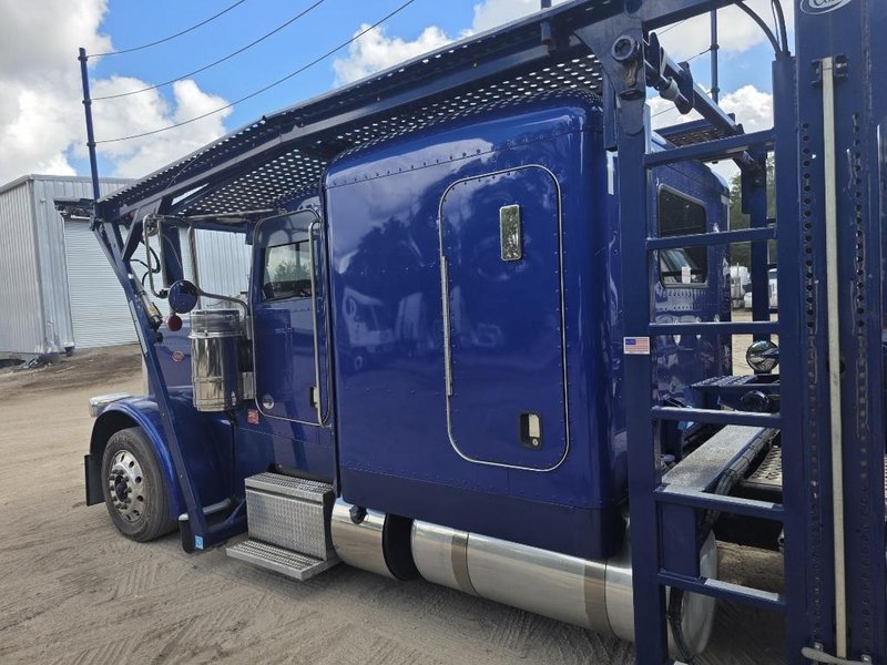 2022 Peterbilt  1NPXLP9X0ND758041